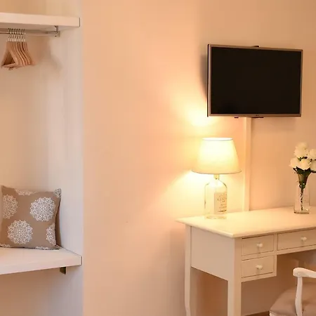 Bed & Breakfast Bonnes 2*